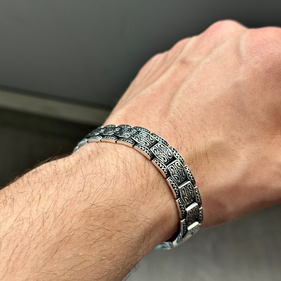 gegraveerde armband man